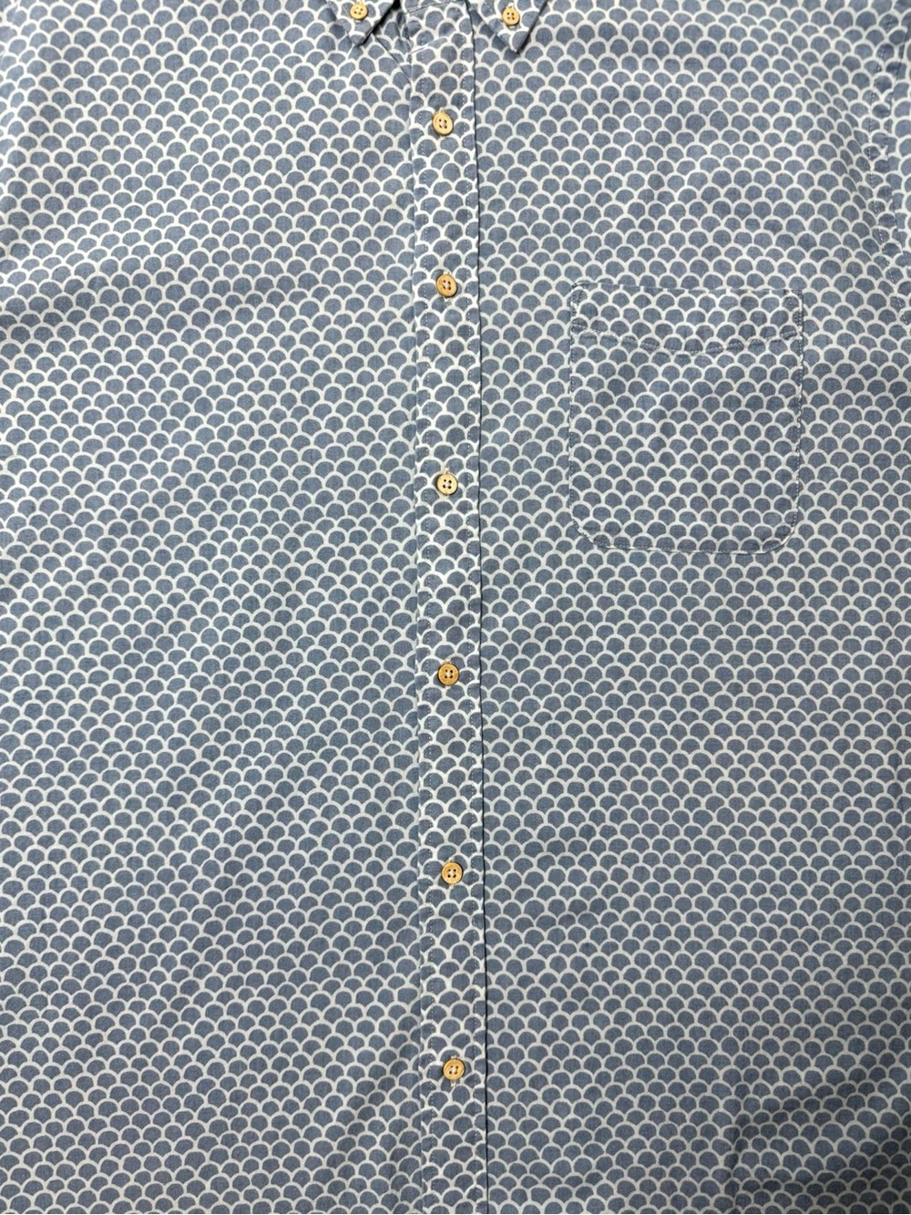 Faherty Blue and White Fish Scale Short-Sleeve Button-Down Shirt - Picture 6 of 15